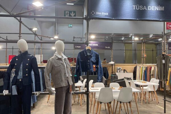 Tusa-Texhibition-1